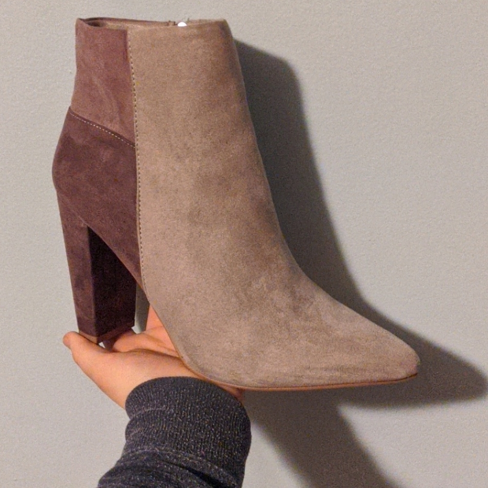 Heel boots